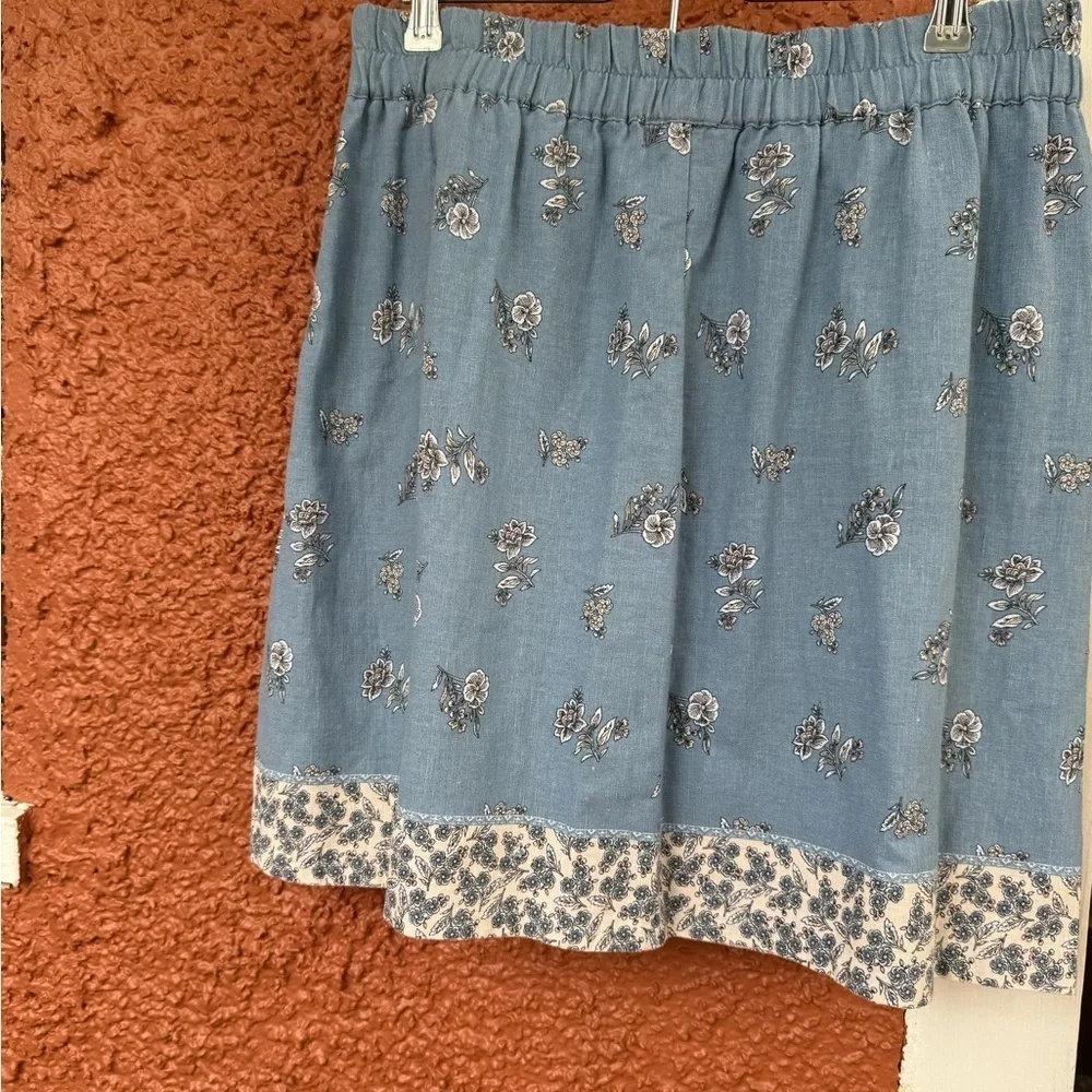 Ann Taylor LOFT Outlet Linen Blend Skirt Size Medium Blue Floral Boho Pockets